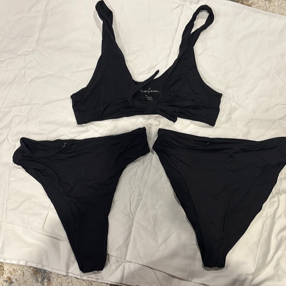 437 Black Bikini Set